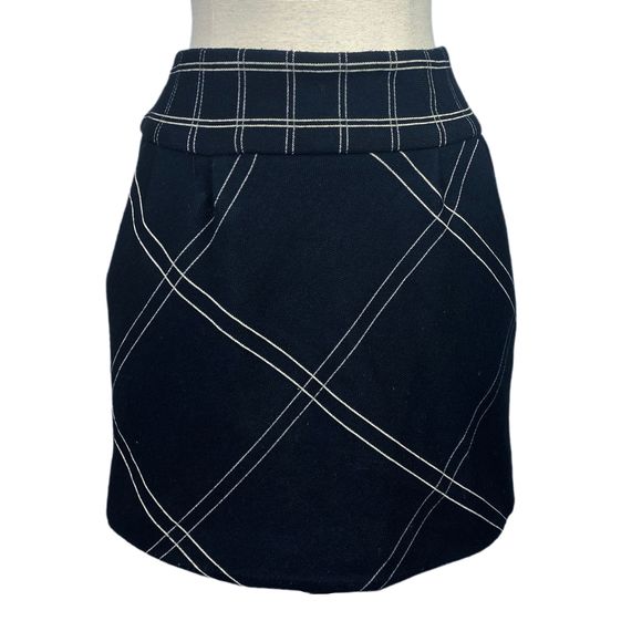 Diane von Furstenberg Black Plaid Mini Skirt - Size 6 - Picture 2 of 6